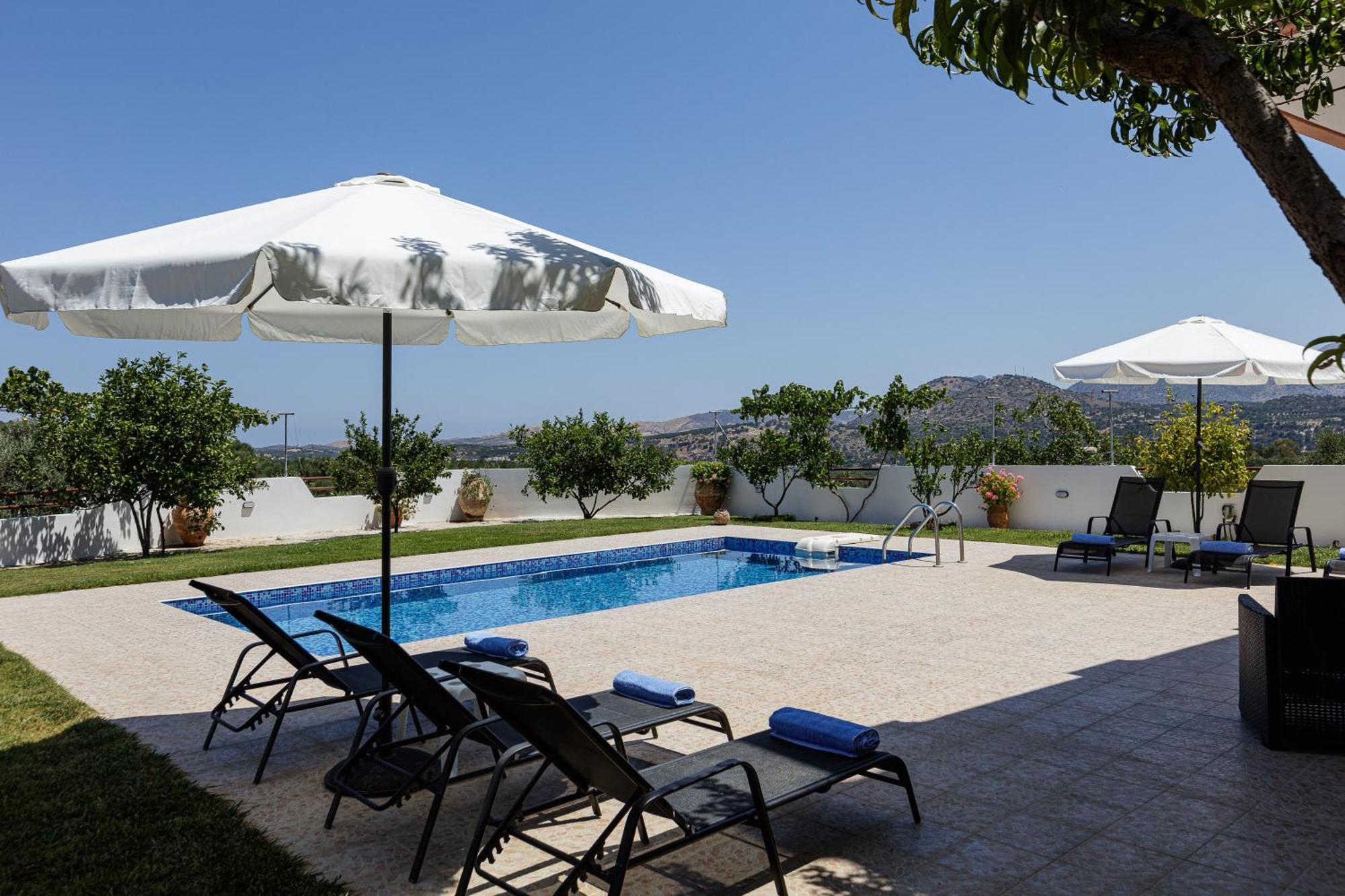 Marina Villa, A Nature Inspiring Retreat Perama  Extérieur photo