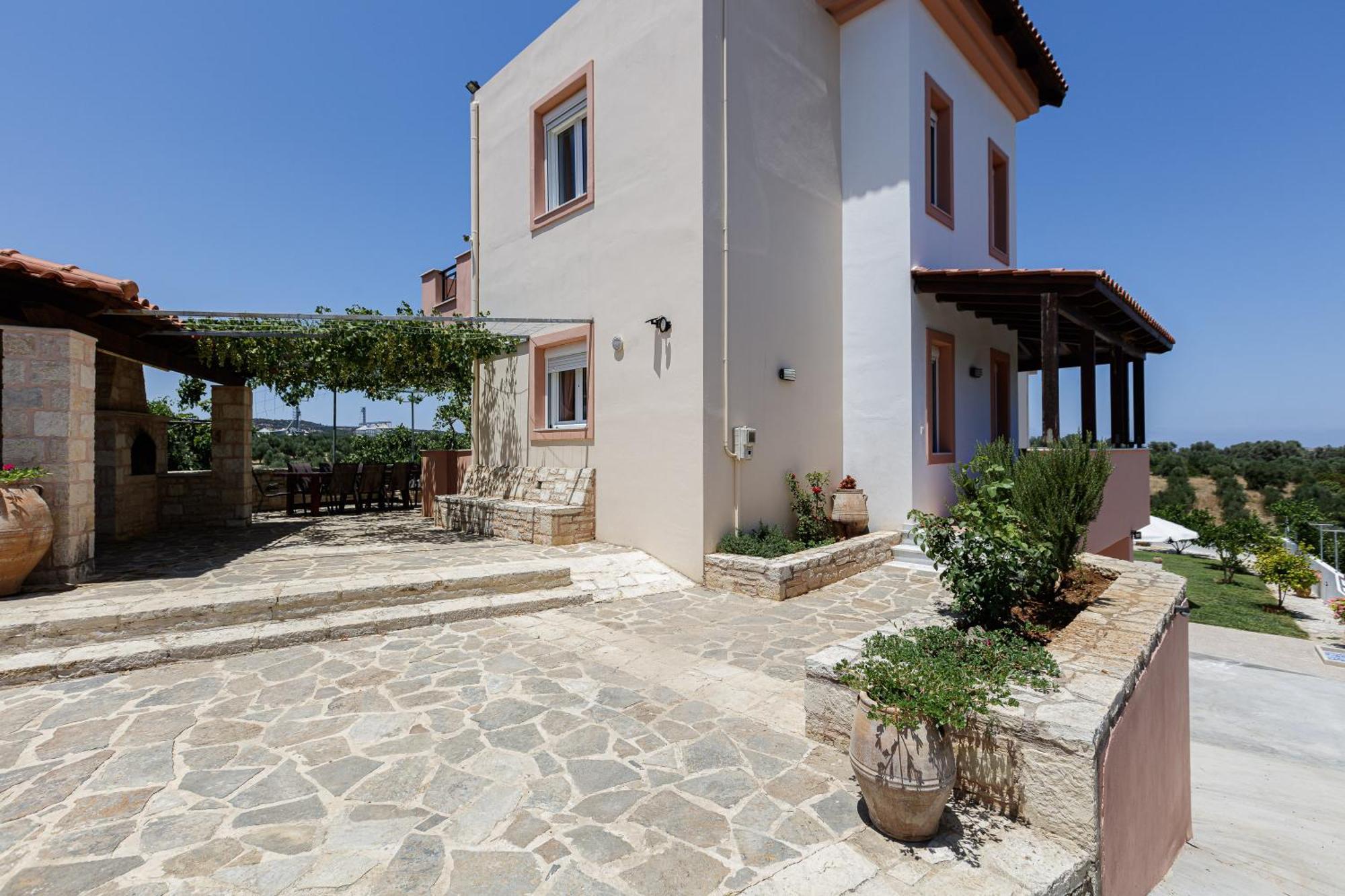 Marina Villa, A Nature Inspiring Retreat Perama  Extérieur photo