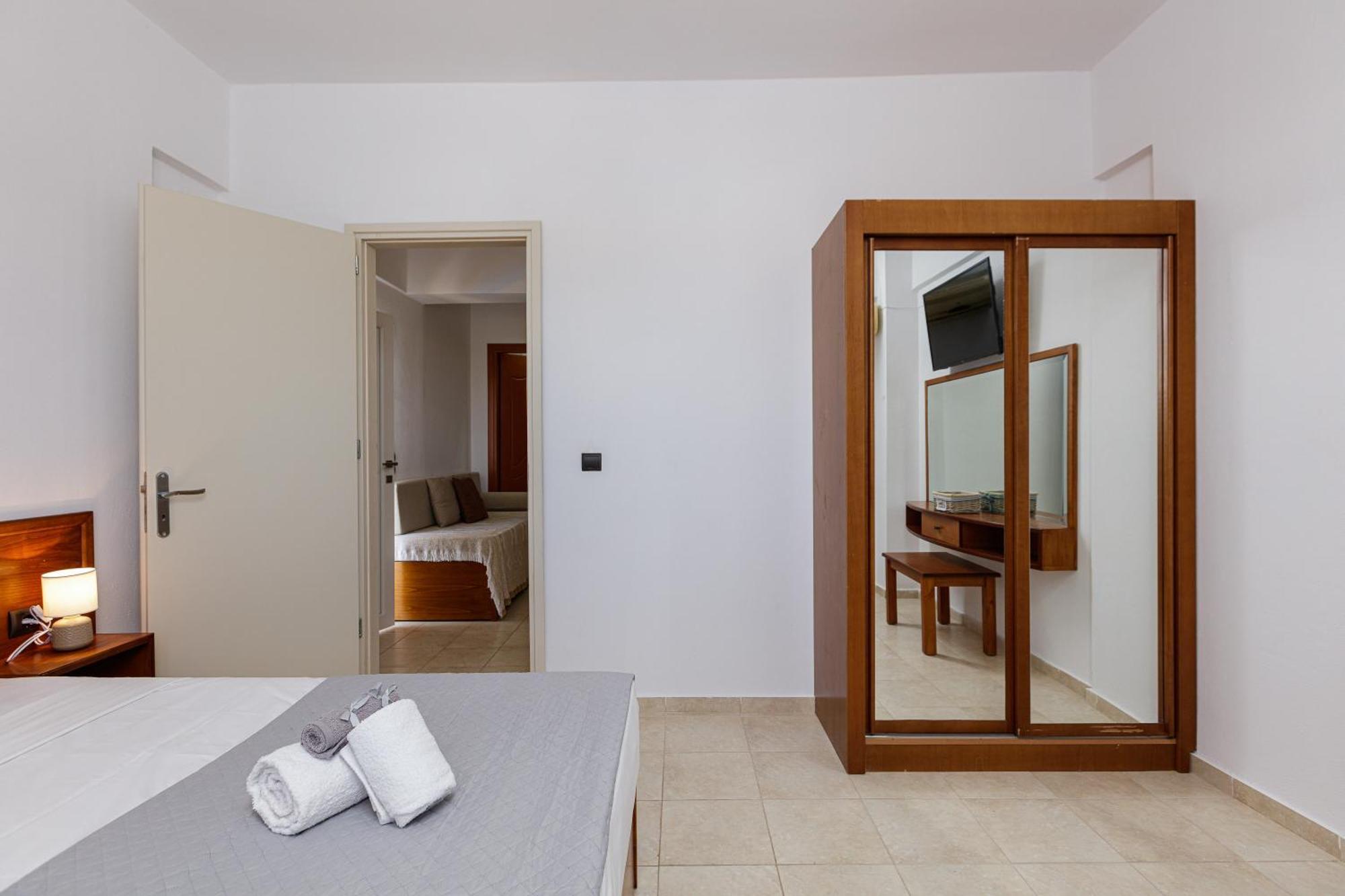 Marina Villa, A Nature Inspiring Retreat Perama  Extérieur photo